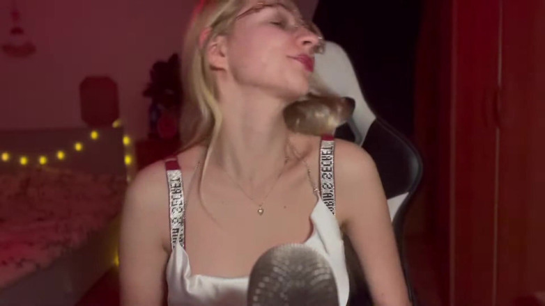 Goddess_Bella_Rae: Листопад без оргазму, намагайтеся не провалити виклик