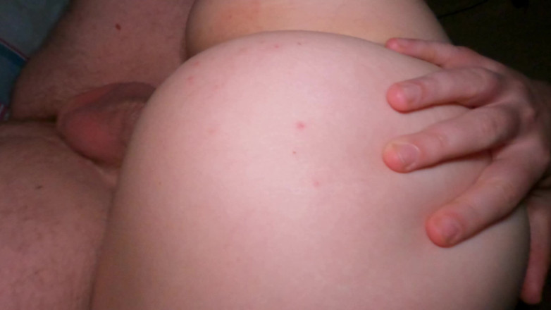 Love_Adventures: Sharing a Bed with My Stepsister Was a Mistake