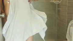 Reem Hassan: Sex v koupelně Žhavá sexy arabská muslimka Gril