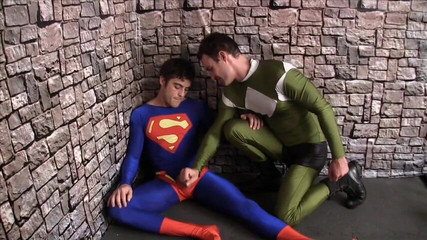 ManUpFilms: Superman Submits