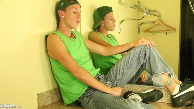 BoyFun Solo: Dustin