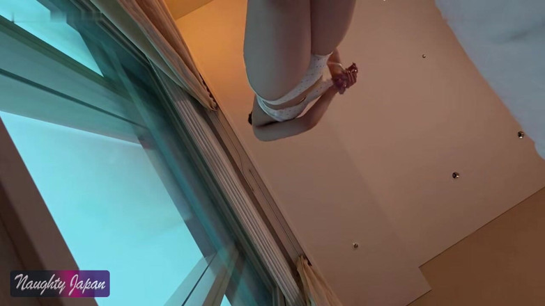Asian cutie: Čerstvé růžové odhalení. Širokoúhlý záběr zblízka pozorování na intimní vzdálenosti