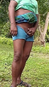 Boy video procurando as últimas meninas sensuais de Lund