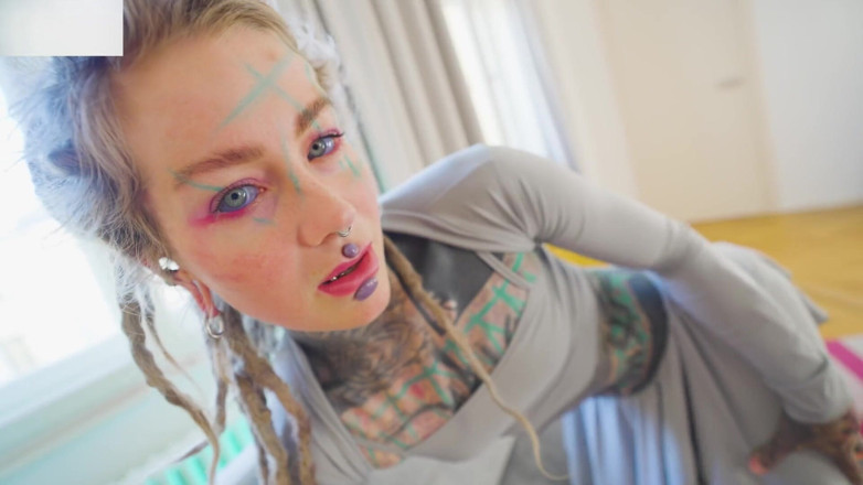 LeoCasanova: Pandora Slut Came to Earth to Get Her Ass Smashed...