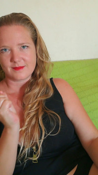 Edging My Slave Hubby's Cock on Our Old Couch