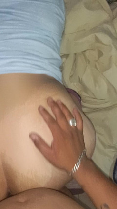 E-Alfa: सौतेली भतीजी अपनी शर्मनाक के साथ अपनी बेगुनाही खो देती है