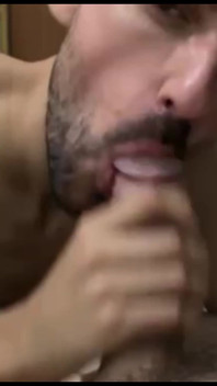 Papi Chupa Polla Enorme De Maduro Y Hace Que Se Corra Mucho