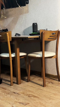 Das heiße zimmermädchen MyRedFoxGirl verführte einen Rich Guest mit ihrem sexy Outfit und dickem arsch