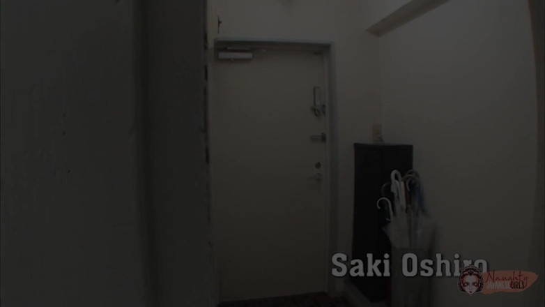 Naughty Japanese Girls: Neodolatelná hubená Asiatka dostane plnou pusu po šukání ve vaně