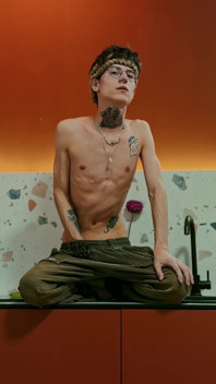 Twink Has Fun in the Studio Kitchen
