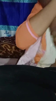 Video làm tình qua đường lỗ hậu của nữ sinh đại học Ấn Độ nhanh chóng