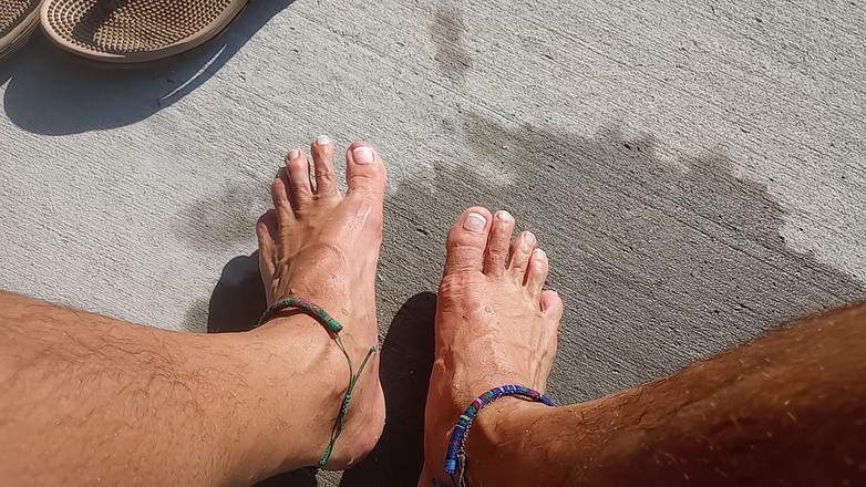 Midsouth Foot Fetish: Do You Like Men with Pedicured Feet?