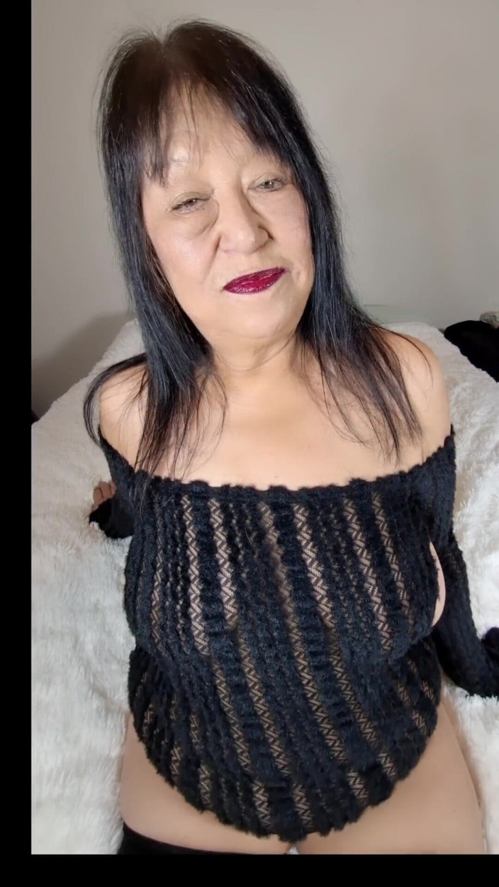 Zilah Luz: Někdo rád sleduje anální masturbaci s mým robertkem, zatímco nosí...