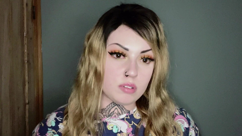 Miss Valentina: Тайный спермоприемник Wedgie