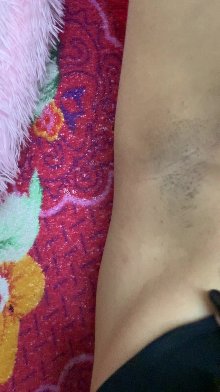 Riya mickey: 그녀는 당신이 보고 싶어하고 그녀는 당신이 그녀의 눈을 떼지 수 있는지 확인