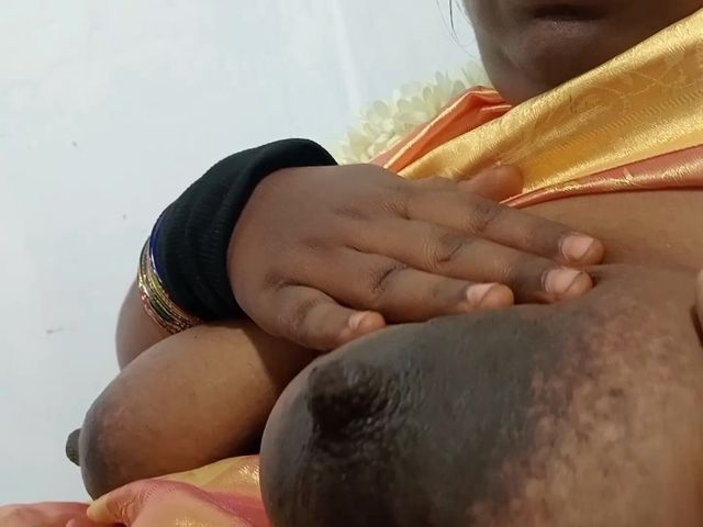 Tamil Wife After Asking My Husband's Stepbrother for Help, He Used Me to for Drink Milk From My Boobs (Veni hot)