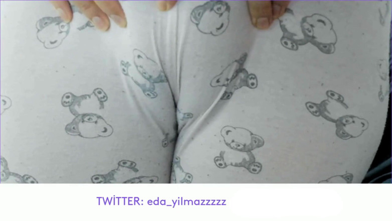 bigass_sexy_bigboobs: Coño marcado, pijama, coño hinchado