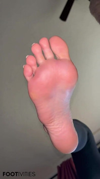 Doormat POV chân làm nhục bởi Ivys Feet