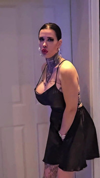 Miss Alessa Milano Racked Toilet Slave Must Swallow Fresh Pee Piss