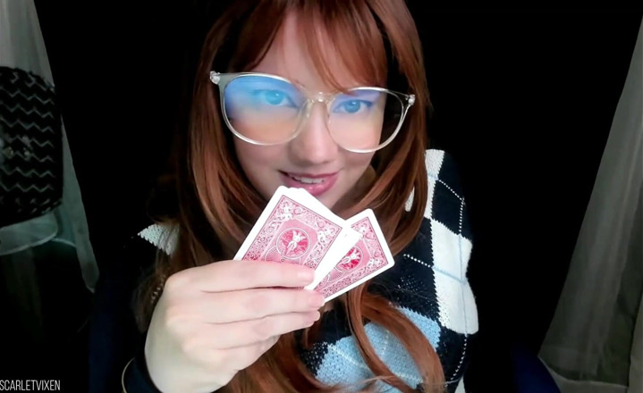 Scarlet Vixen: Strip-poker-nacht