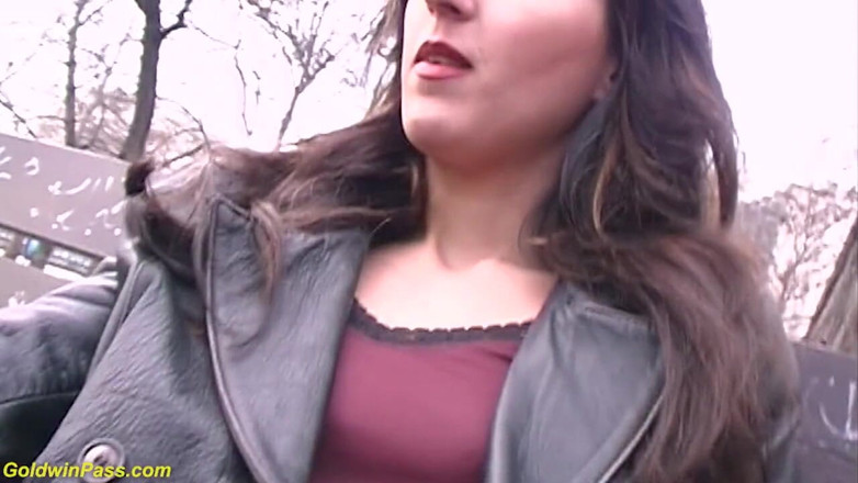 Goldwin pass: Hairy bush milf picked up for rough fucking