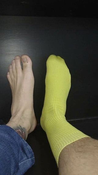 Tomas Styl: Zelené punčochy na jedné noze a druhé bosé