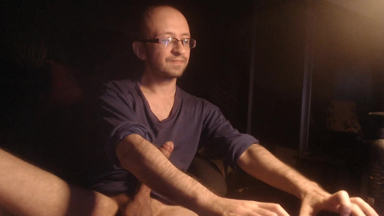 Alex Metallov: Horny Funny Guy Jerking Big Cock on Webcam