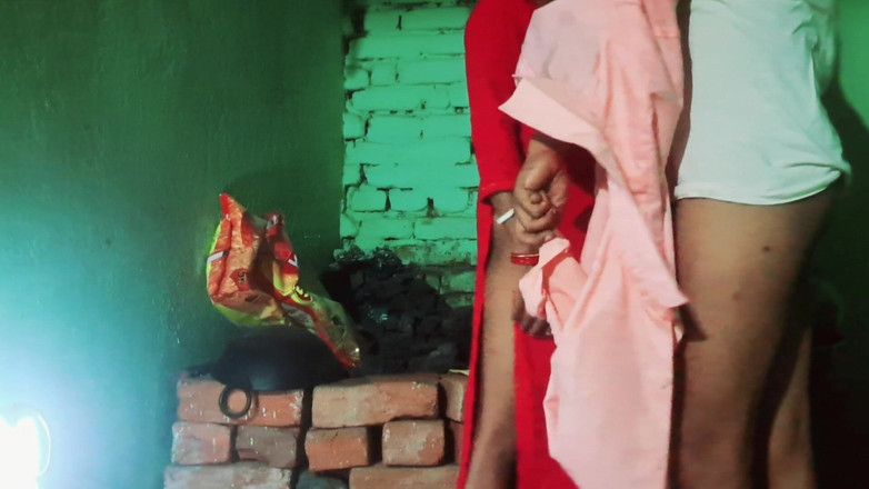 Trilokinath: Девар трахає сільську бхабхі Сапну