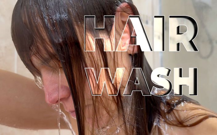 Wamgirlx: Mytí vlasů ve vaně