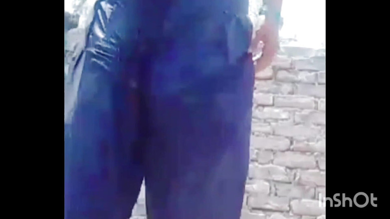 TricolorMusic3: Ragazza desi calda del bagno si cambia i vestiti dopo...