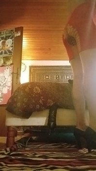 成为娘娘腔荡妇2号