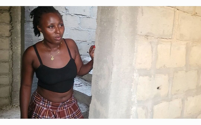 Switcock: Kongkek orang asing di bangunan yang belum siap