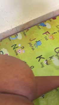Likkle Girl想要用大枪滚
