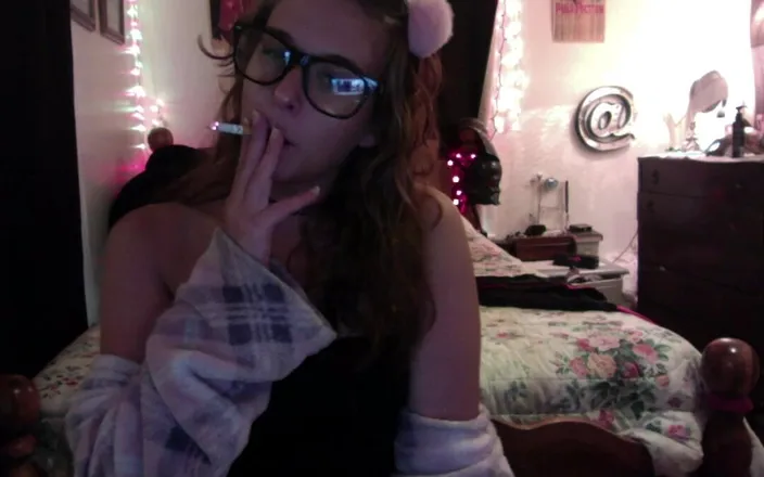 Alli Anderson: Cute Bored Smoking
