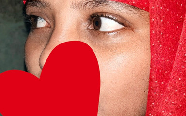 Desi Queen: Desi indičtí vysokoškoláci vesnické sex show s plným obličejem