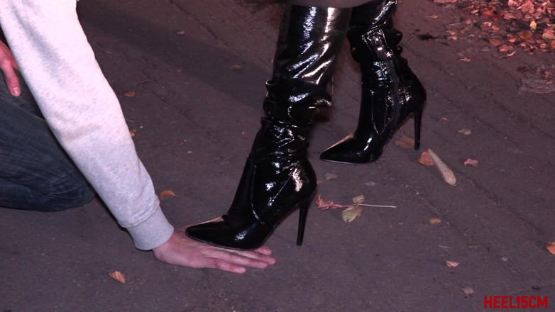 Heel 15 cm: Ngón tay Trampling