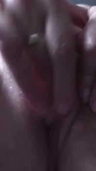 Lick My Pussy as I Instruct You to Do in This Close up Video