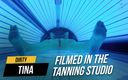 Dirty Tina: Filmée en secret dans le studio de bronzage
