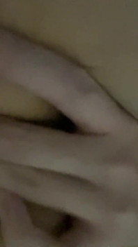 공공 화장실에서 내 막힌 엉덩이를 찌르다