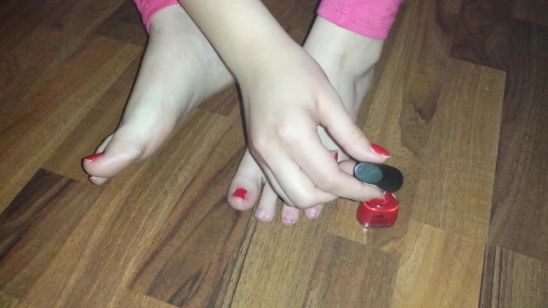 Caralia Deluxe: Feet Painting