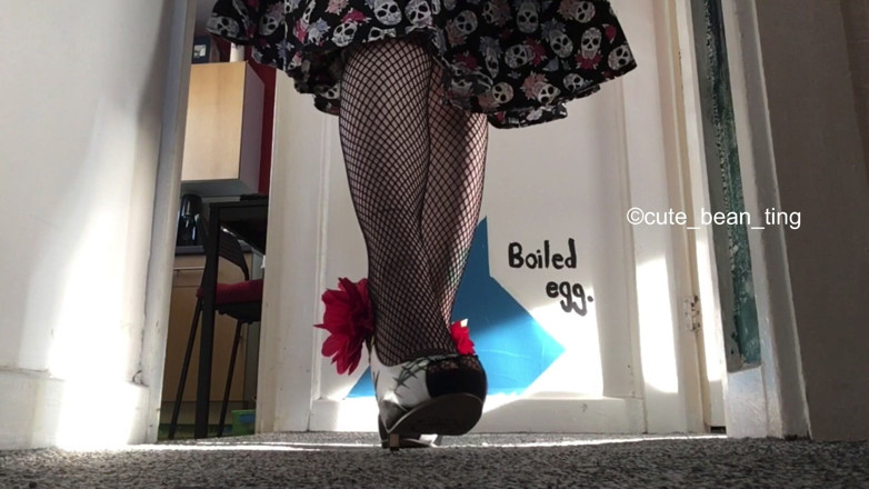Alice Bean: Adoração ao pé de salto alto