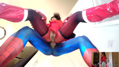 Nylon Xtreme: POV Sonya Durganova flash červený nylon