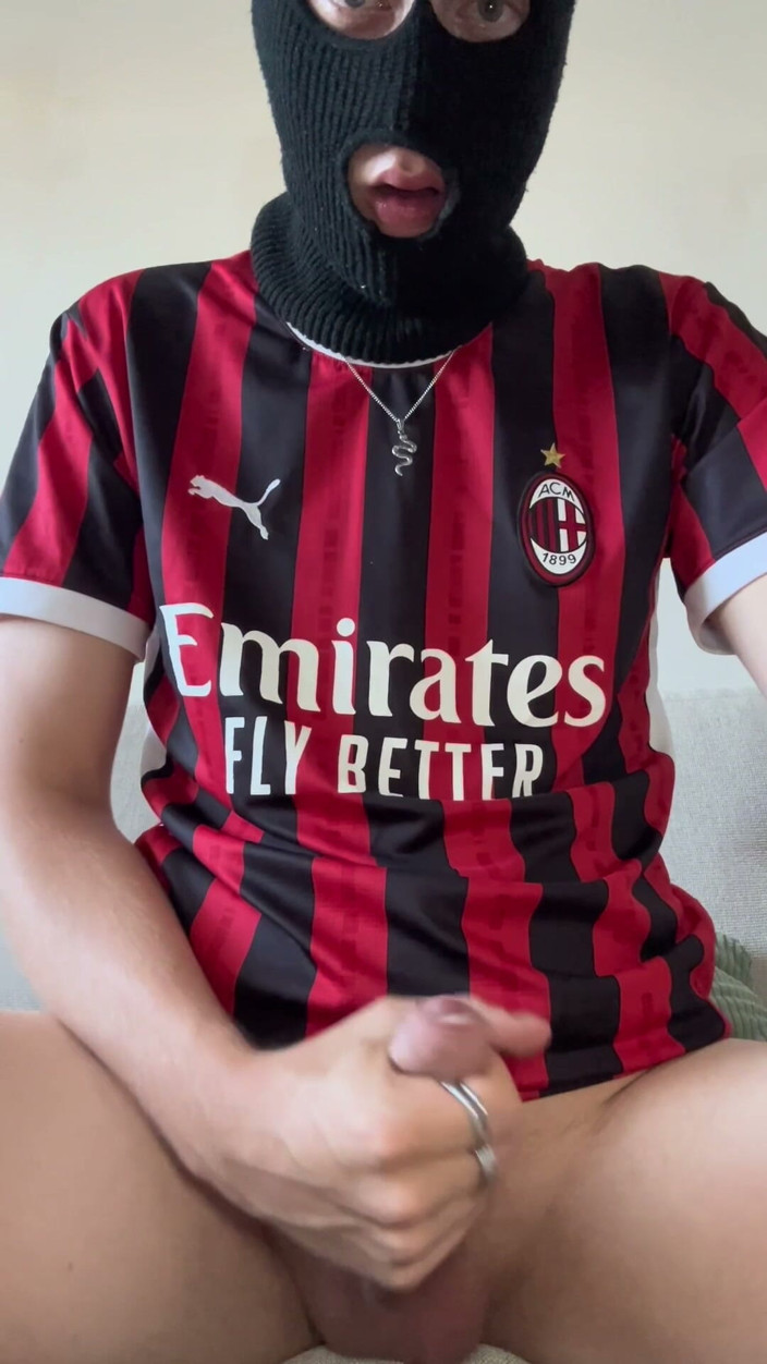 Axton Drake: Horny Ac Milan Soccer Bro Shoots Load
