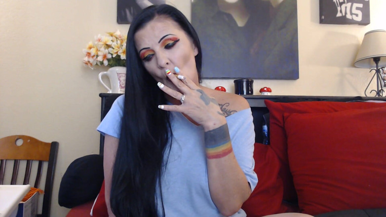 Abby Anna: Intimate smoking in bed