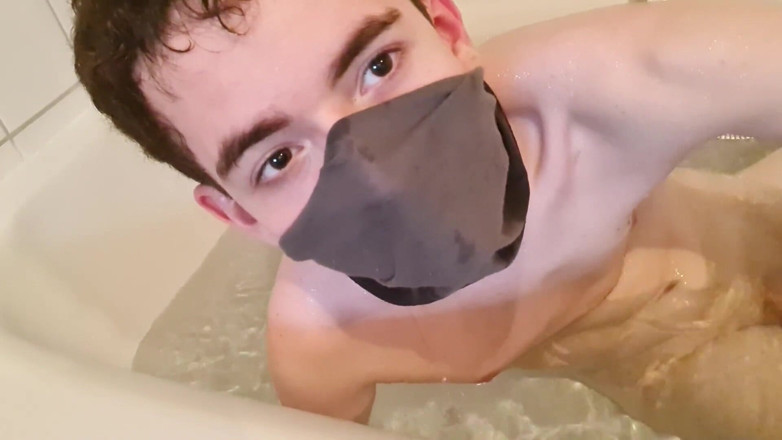 Lexa Vale: Cute Moaning Femboy Slut Wanks and Cums Inside Hot Warm...