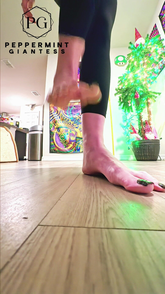 Peppermint Giantess: 67 Giantess Size 16 Barefoot Stomp Destruction in Slow Motion