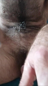 I Masturbate and Cum on My Hairy Body