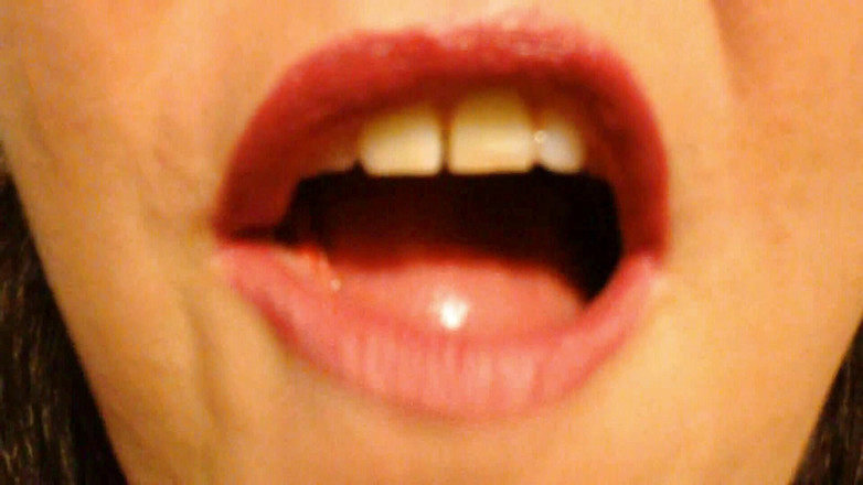 Lily Lipstixxx: I'm gonna burst your bubble!