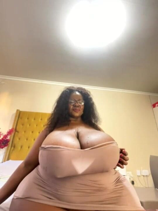 Legendary Booty Overdose: Fetish montel merintih &amp; menyembah tetek