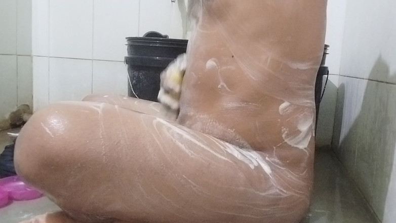 Arav06: Купання Фото